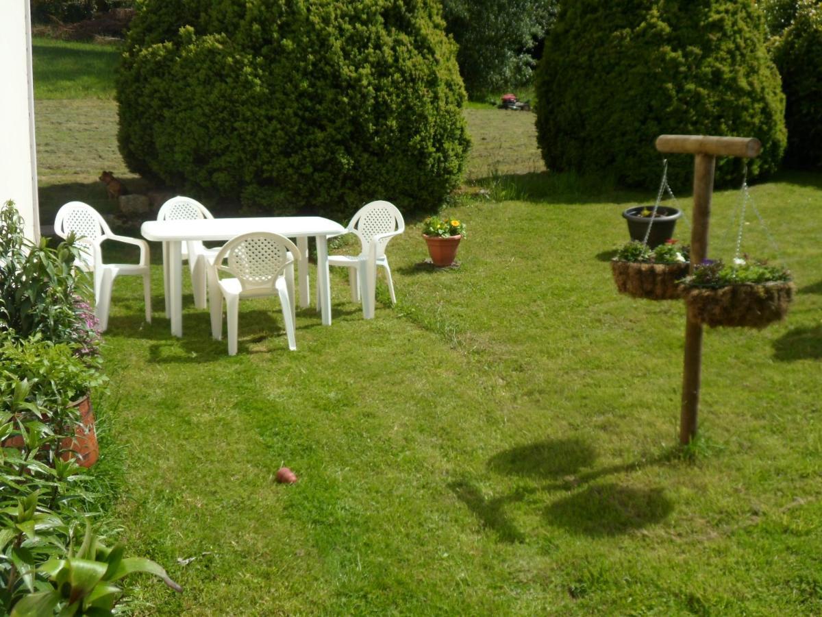 Riverside Bed And Breakfast Huelgoat Kültér fotó